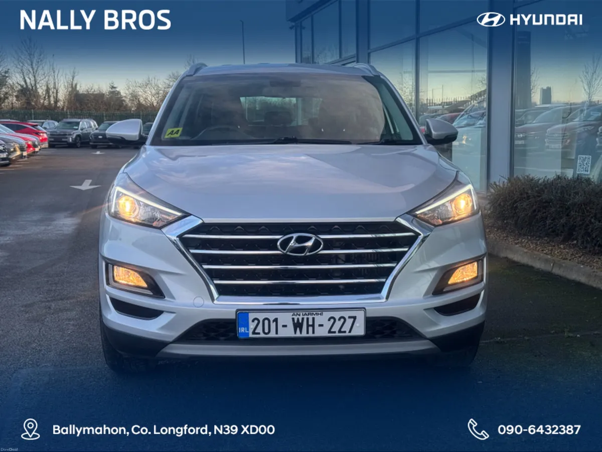 Hyundai Tucson IX35 EXECUTIVE 1.6 5DR DIESEL - Image 2