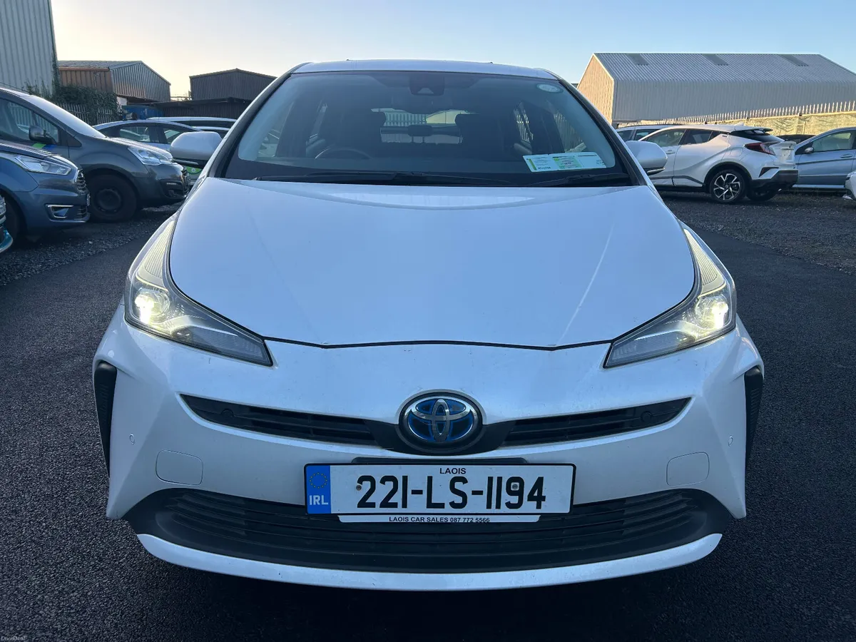 2022 TAXI READY Toyota Prius 1.8 hybrid autoamtic - Image 3
