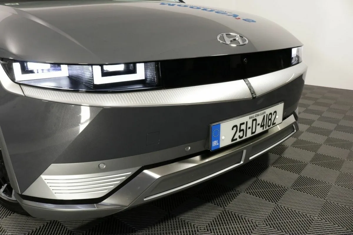Hyundai IONIQ 5 PLATINUM 84 kWh EV LOW MILEAGE - Image 4