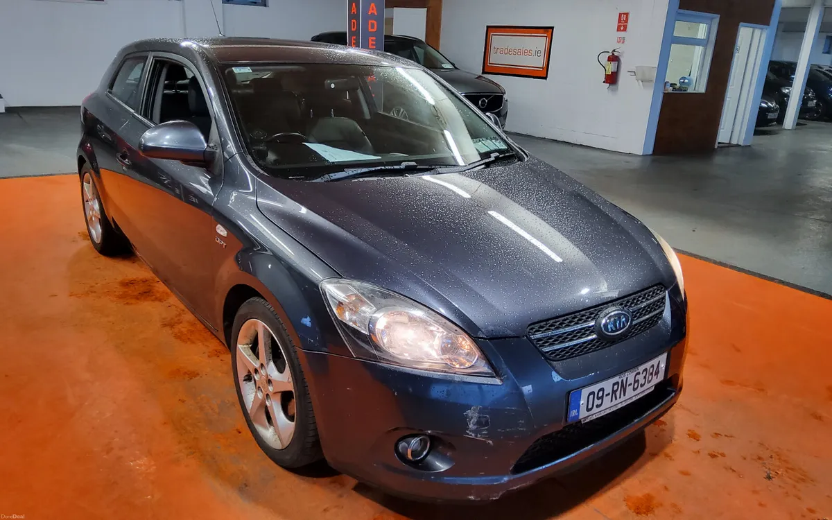 Kia Ceed 2009 - Image 1