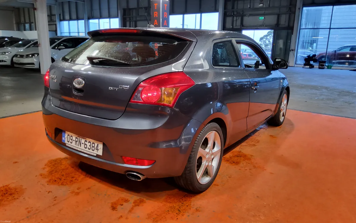 Kia Ceed 2009 - Image 3