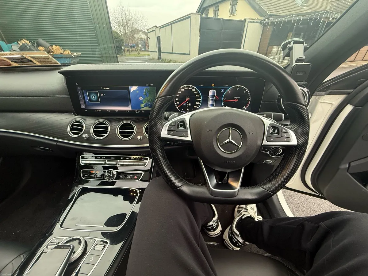 E220 Amg Premium high end spec sun roof - Image 3