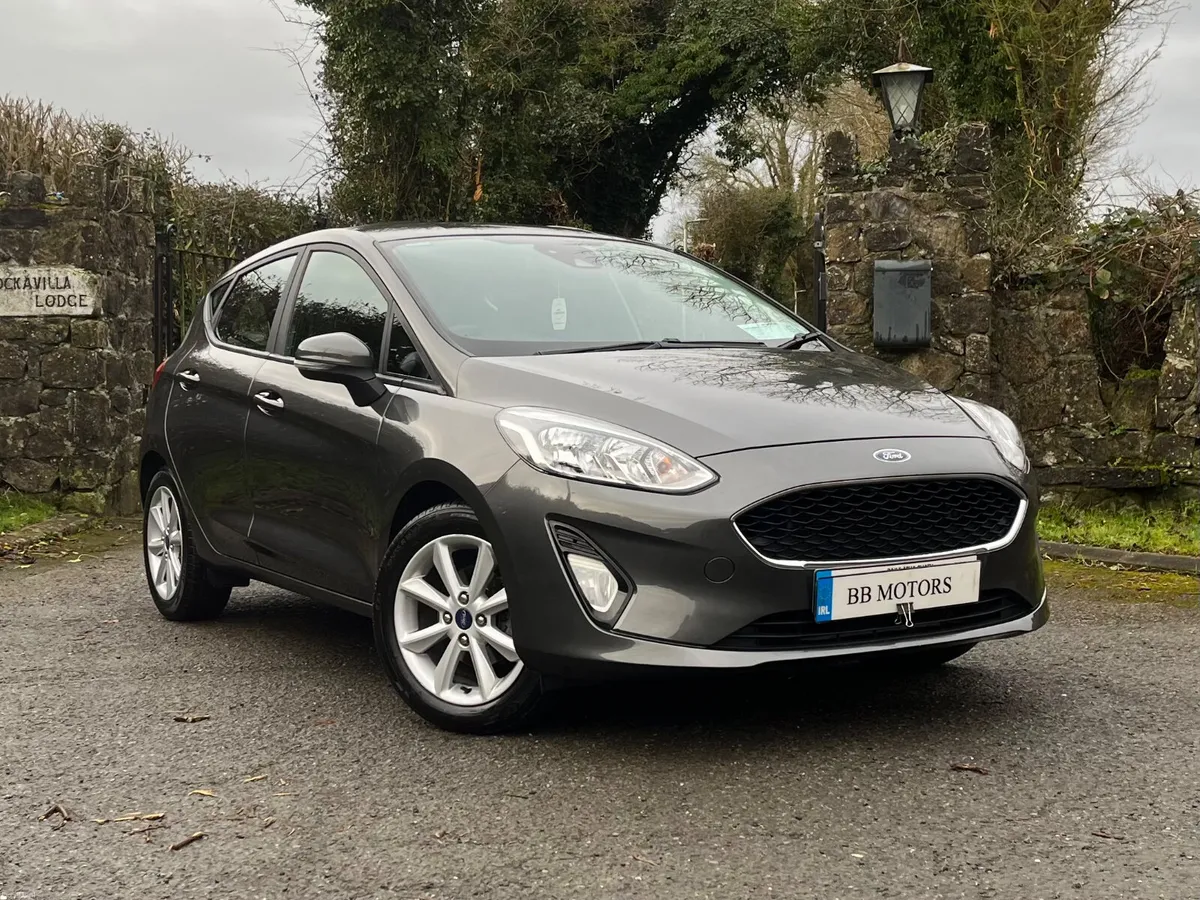 Ford Fiesta 1.1 Titanium. very low mileage - Image 2