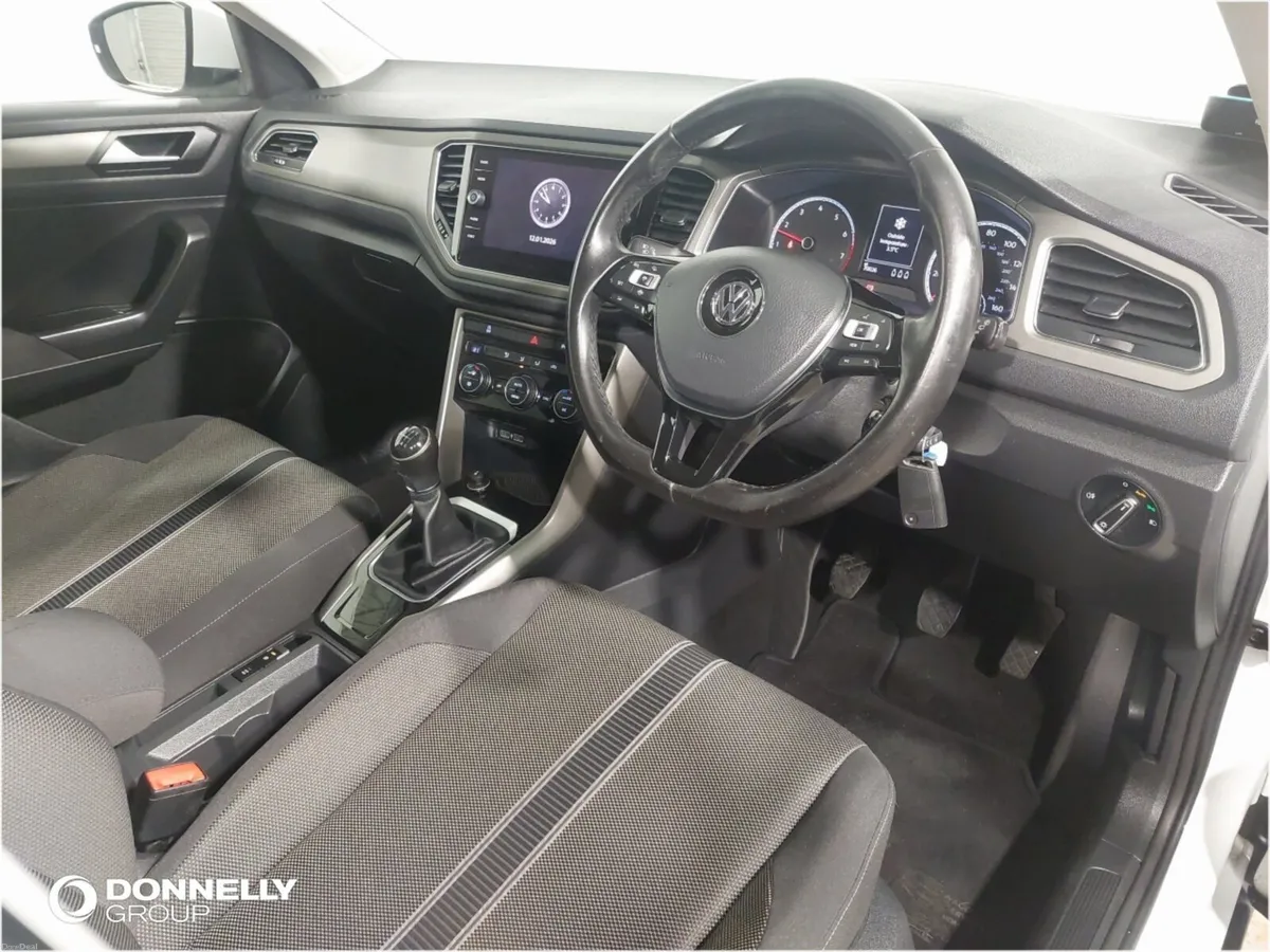 Volkswagen T-roc Hatchback SE - Image 4