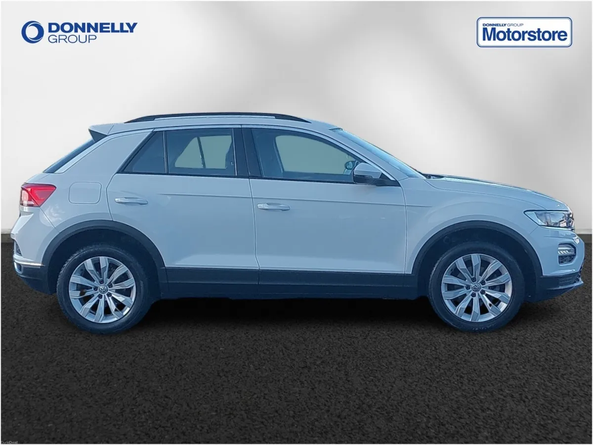 Volkswagen T-roc Hatchback SE - Image 3