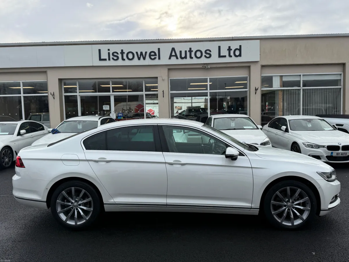 192 VW PASSAT SALOON HIGHLINE 2.0TDI 190BHP AUTO - Image 1
