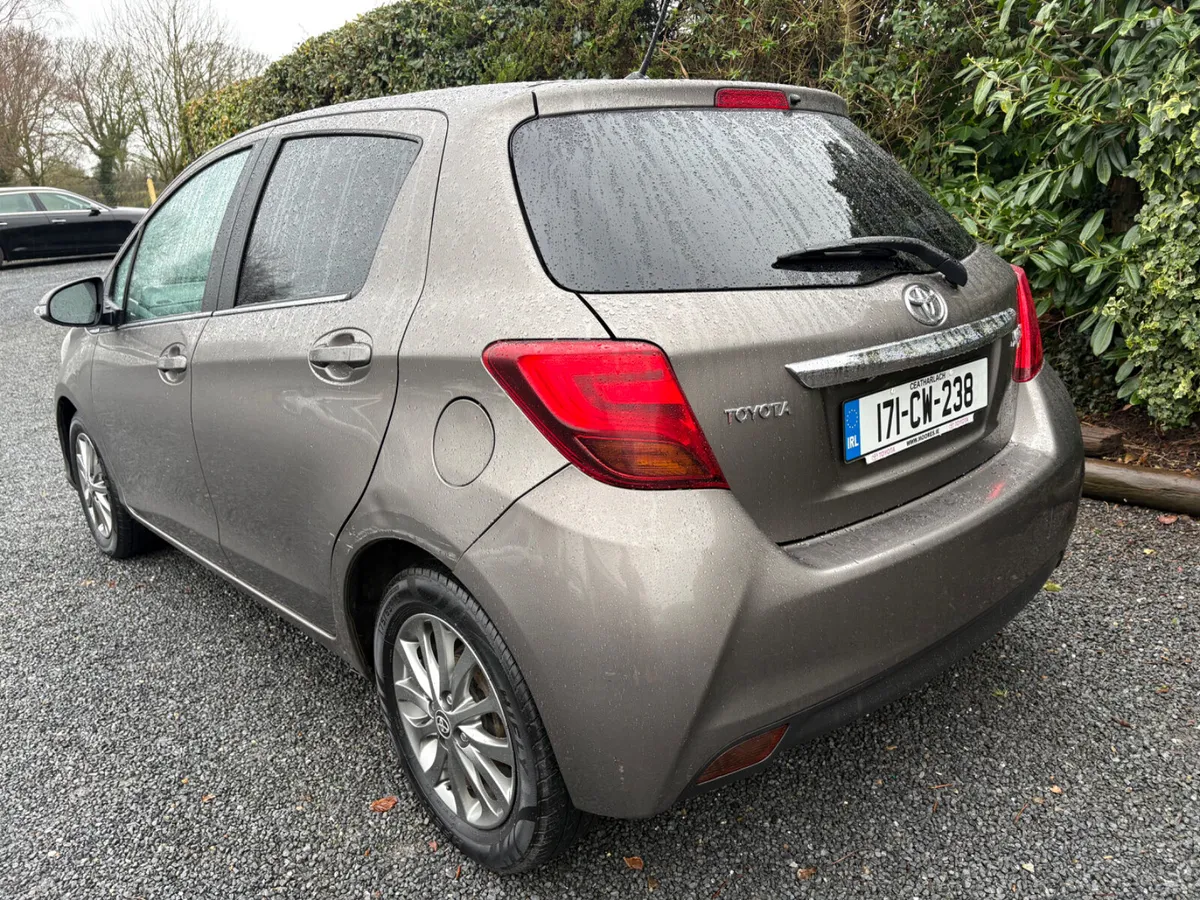 Toyota Yaris 2017 - Image 4