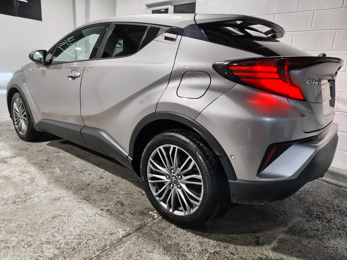 Toyota C-HR 2022 1.8 AUTOMATIC HYBRID SOL SPEC EXT - Image 4