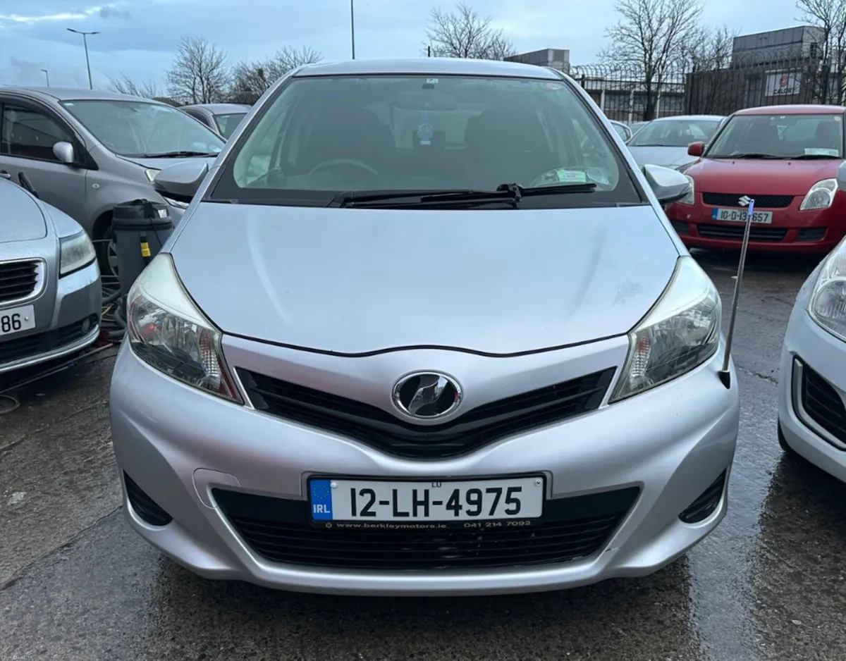 Toyota Vitz 2012 automatic/ Deposit taken - Image 3