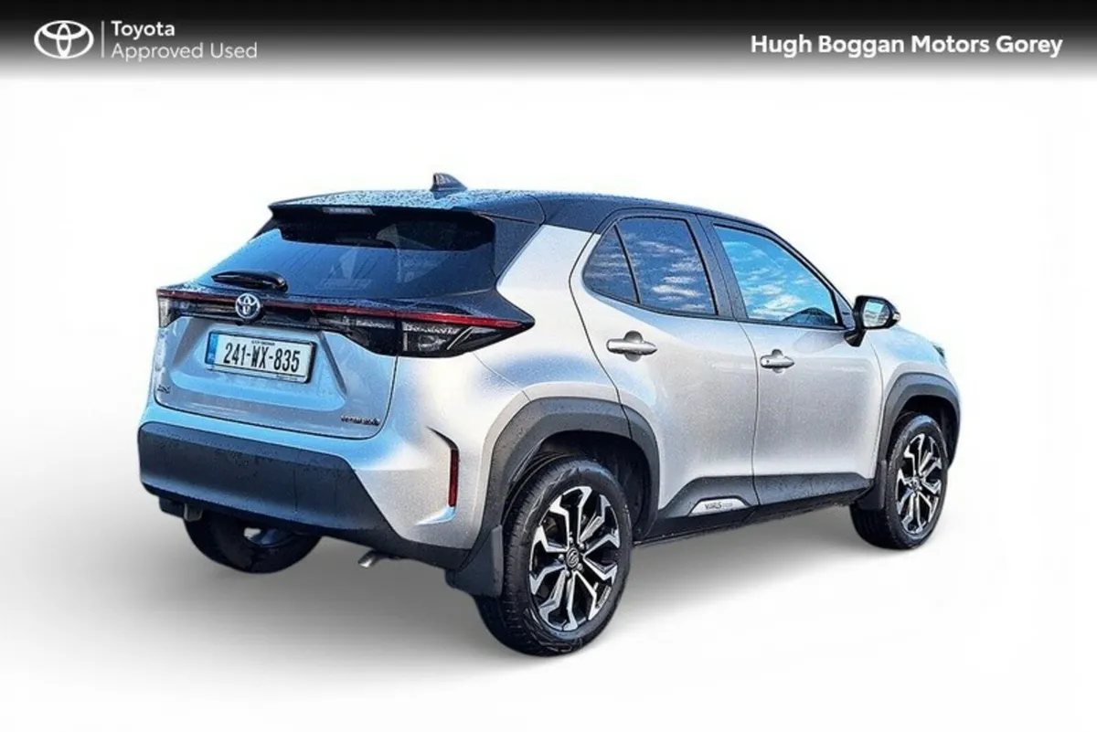 Toyota Yaris Cross CROSS LUNA SPORT 4DR AUTO - Image 2