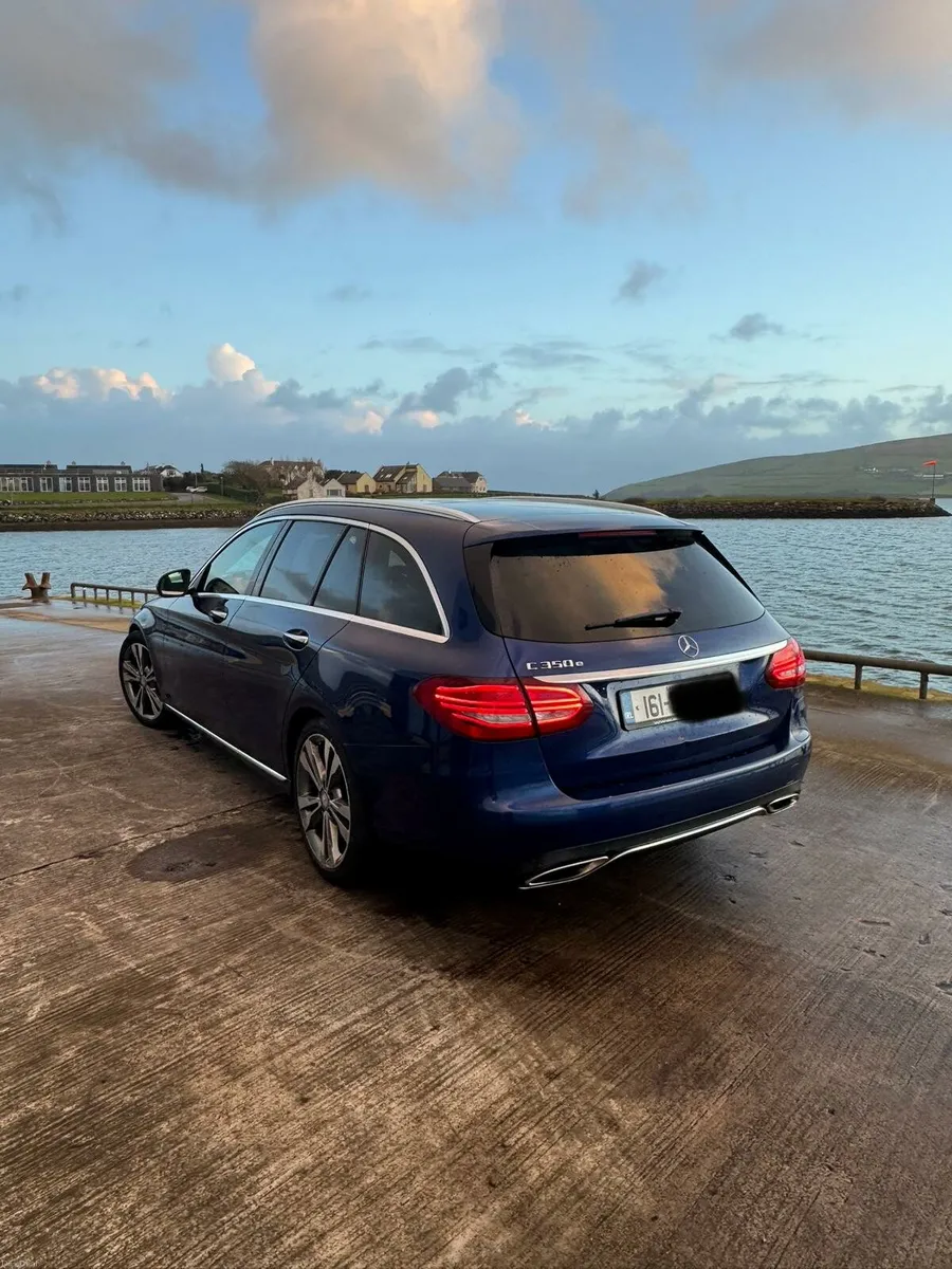 Mercedes C350e Sport Premium Plus - Image 2