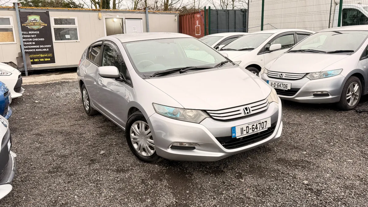Honda Insight 2011 HYBIRD AUTOMATIC LOW MILEAGE - Image 2