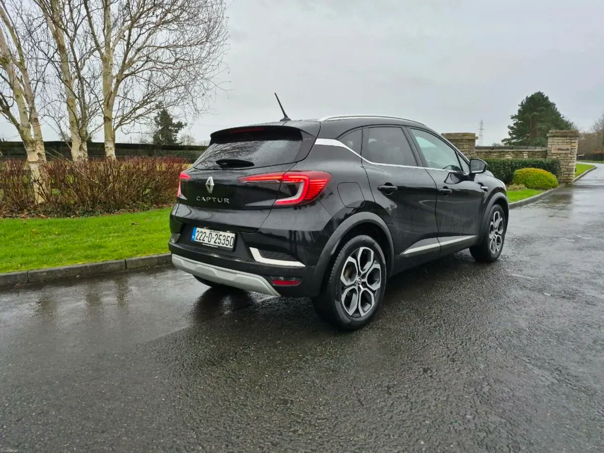 Renault Captur  1.3SE  TCe 2022 Manual - Image 3