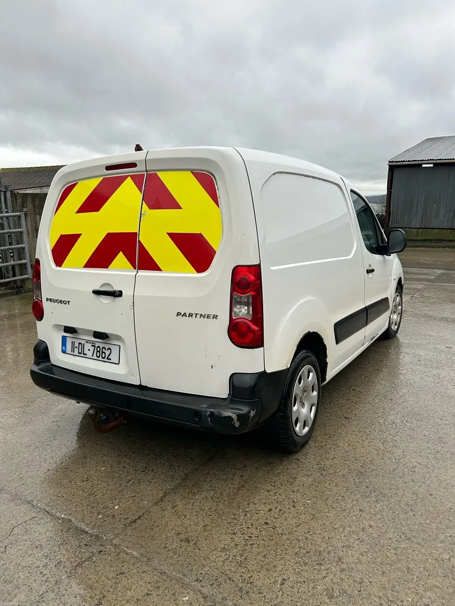 2011 Citroen berlingo tested 1/27 - Image 3