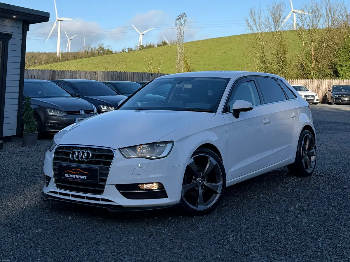 CANDY WHITE A3 SPORT! 2015 - Image 1