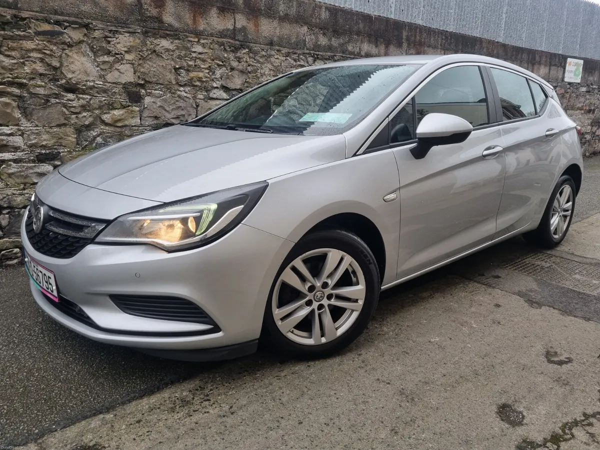 Vauxhall Astra 2017 - Image 4