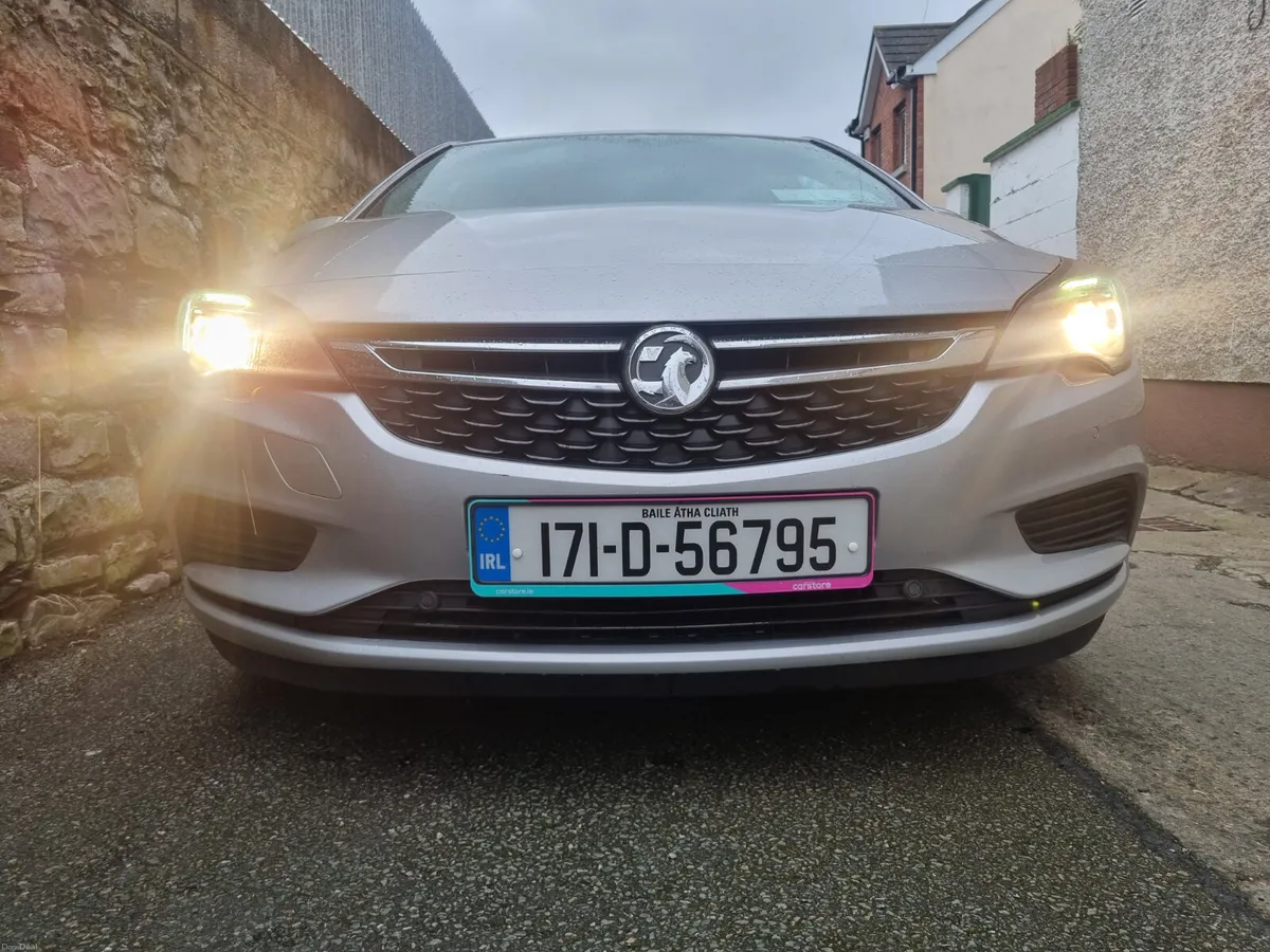 Vauxhall Astra 2017 - Image 2
