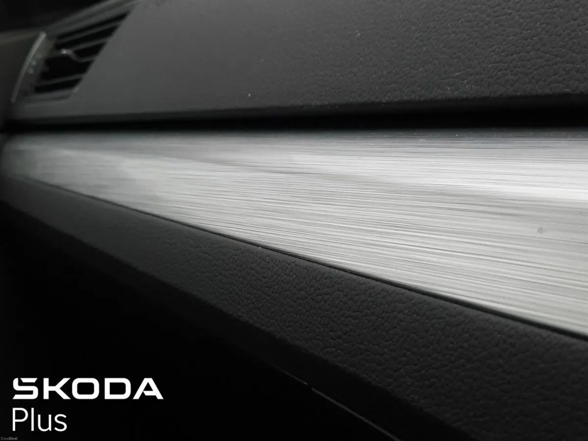 Skoda Superb **TINY MILEAGE**AUTOMATIC -- 2.0TDI 1 - Image 4