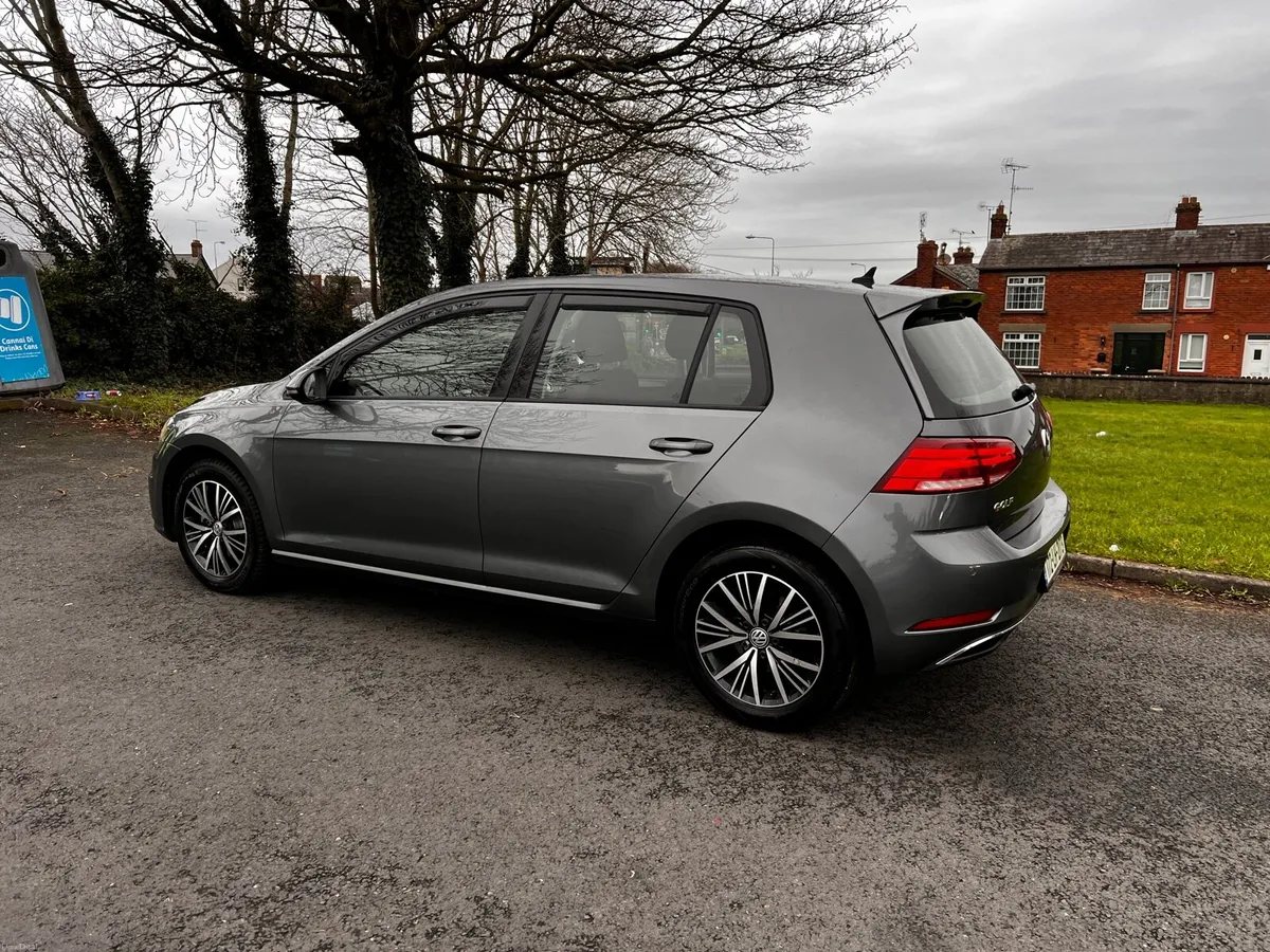 2017 Volkswagen Golf SE Nav - Image 3