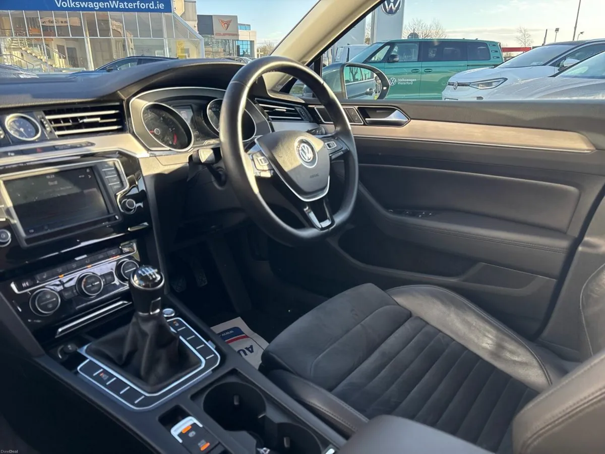 Volkswagen Passat 1.6 TDI 120HP Highline - Image 2