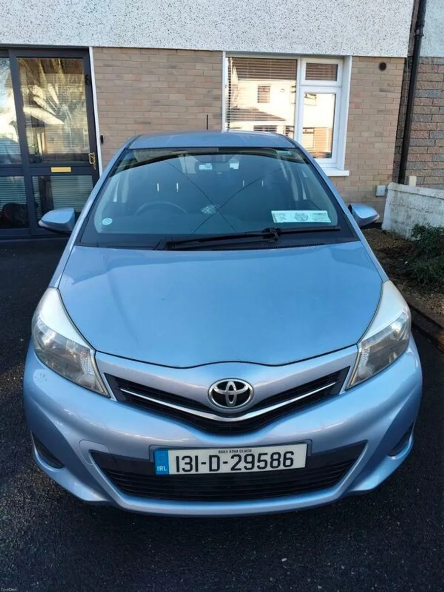 2013 Toyota Yaris - Image 1
