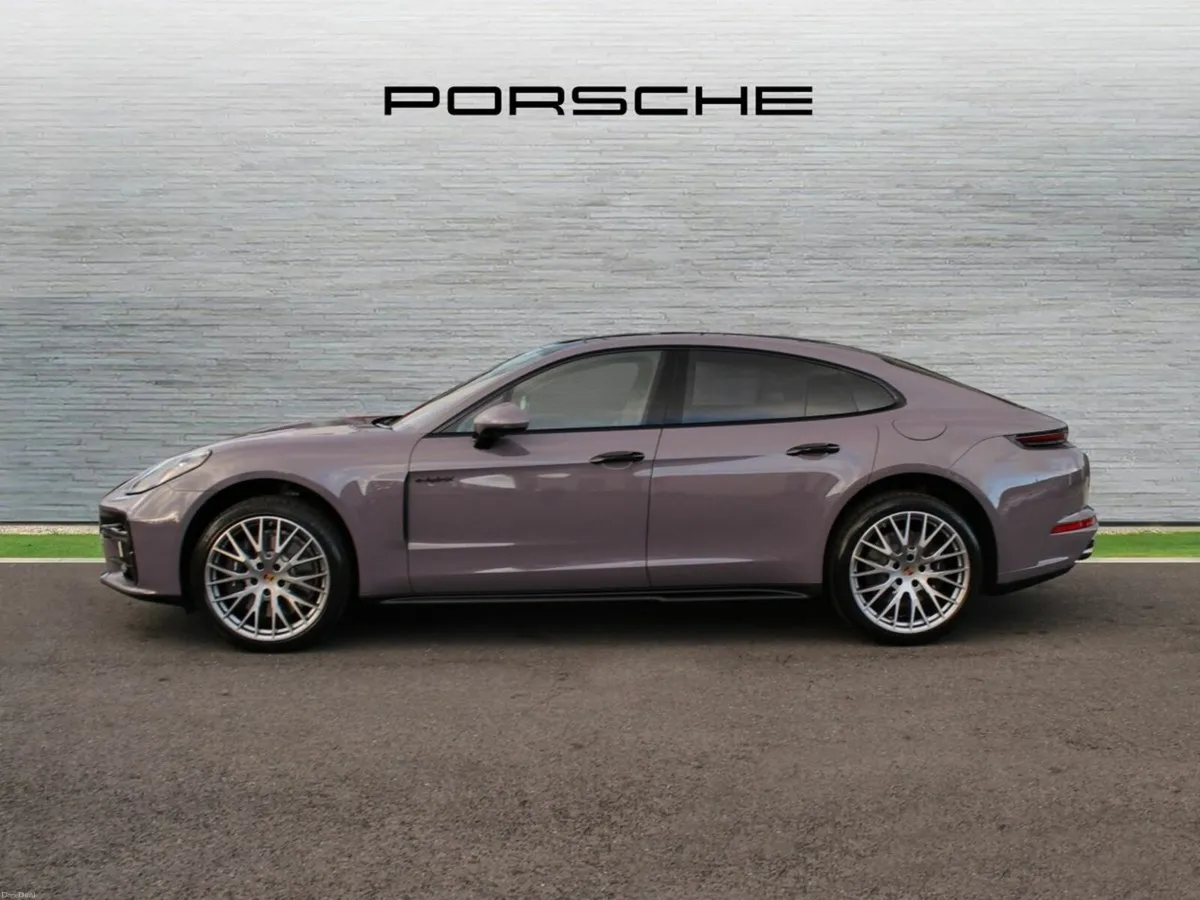 Porsche Panamera 4 E-Hybrid (New) - Image 4
