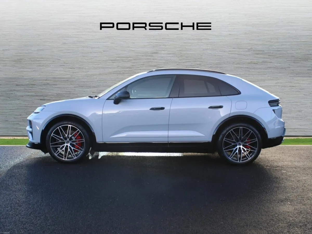 Porsche Macan Turbo - Image 4
