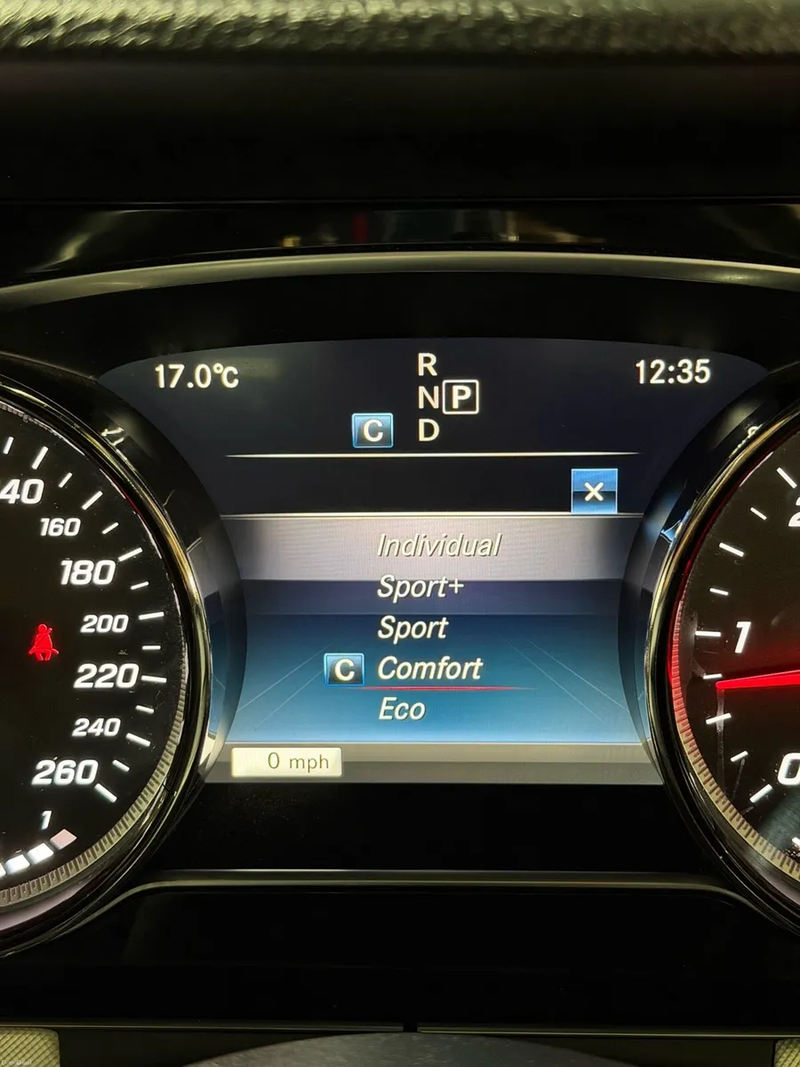 Mercedes-Benz E-Class 220d Coupe AMG Sport - Image 4