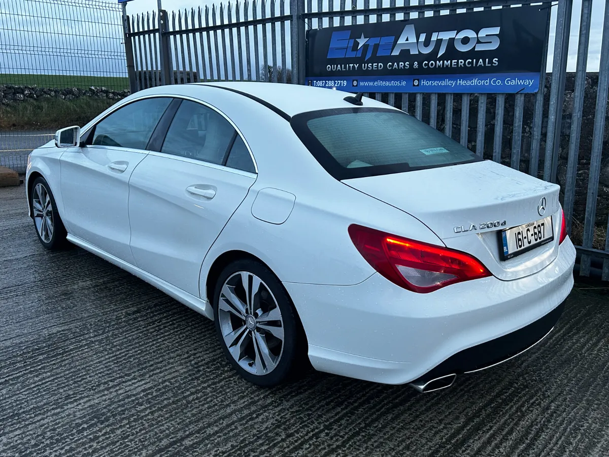 Mercedes-Benz CLA Urban CDI 2016 - Image 3