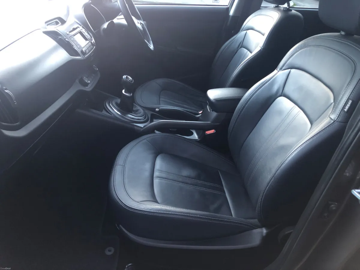 2014 KIA SPORTAGE LEATHER PAN ROOF - Image 4