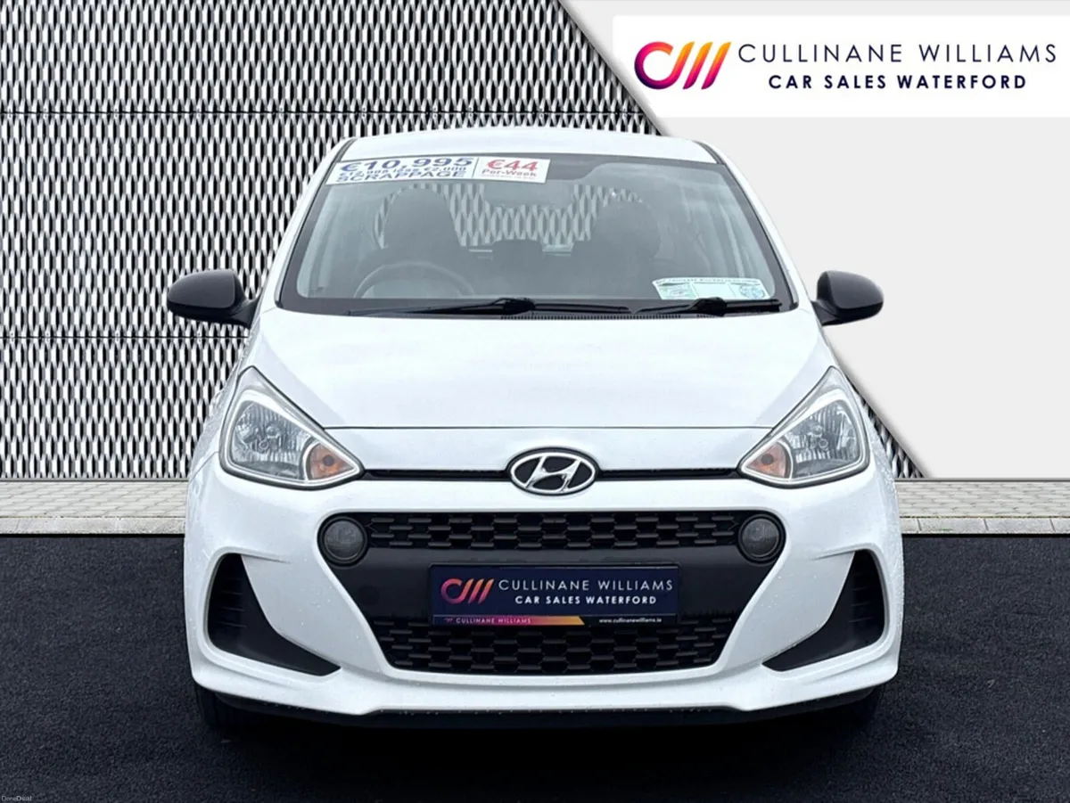Hyundai i10 2018 CLASSIC 1.0 PETROL HATCHBACK €54P - Image 2