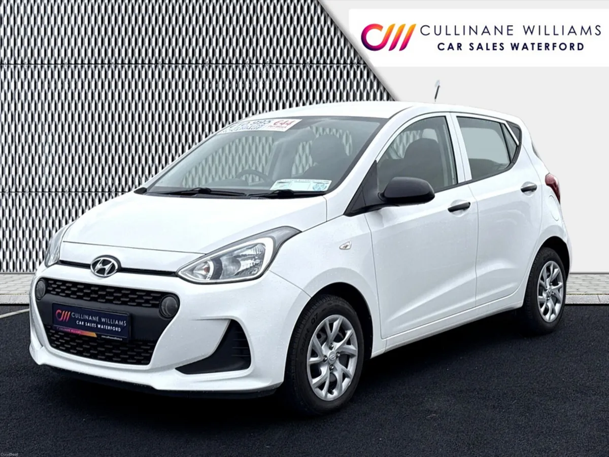 Hyundai i10 2018 CLASSIC 1.0 PETROL HATCHBACK €54P - Image 3