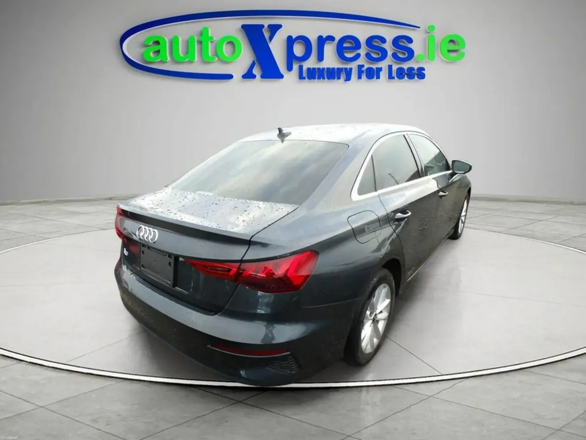 Audi A3 30 TFSI Automatic, Reversing camera - Image 3