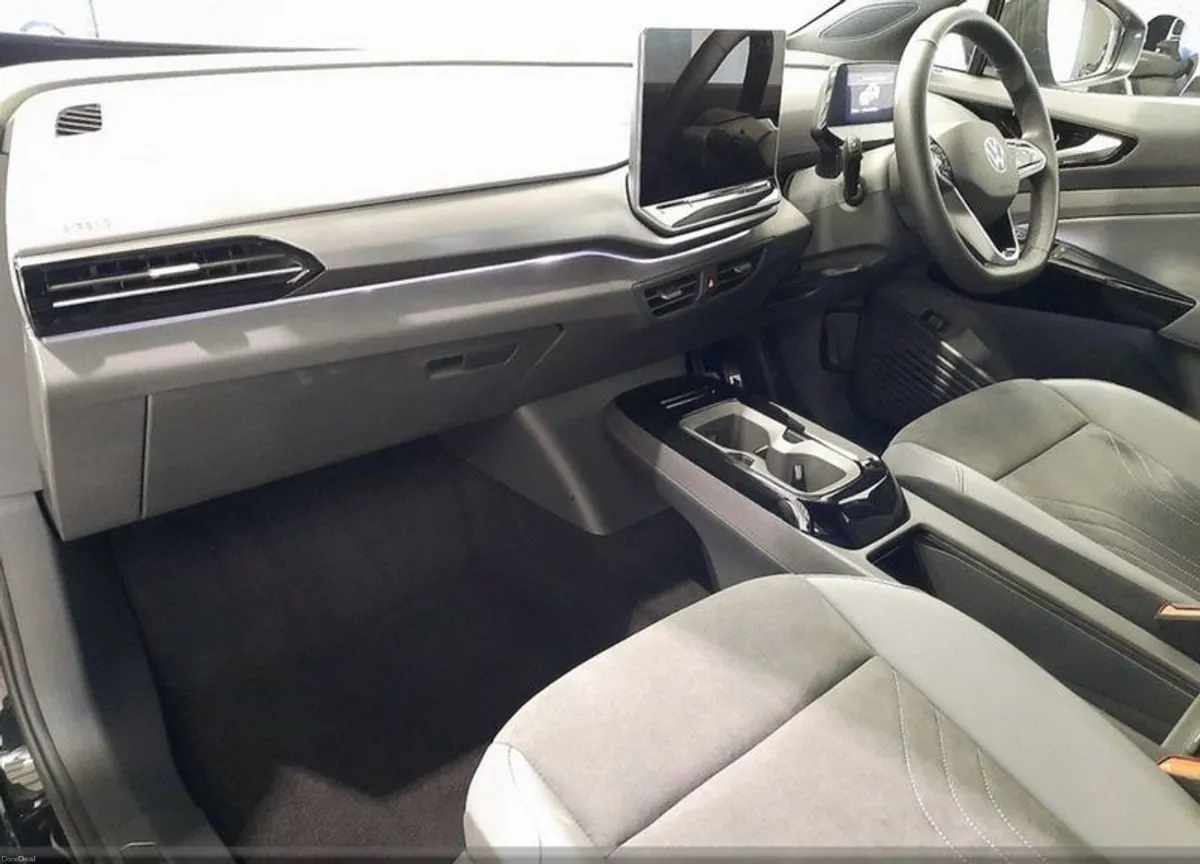 2025 Volkswagen Id.4 Pro Plus 77KWH - Image 2