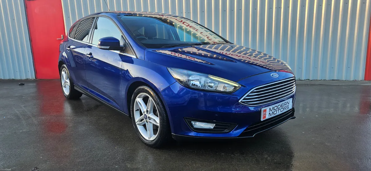 Ford Focus zetec app pack 1.0 eco 125bhp - Image 2