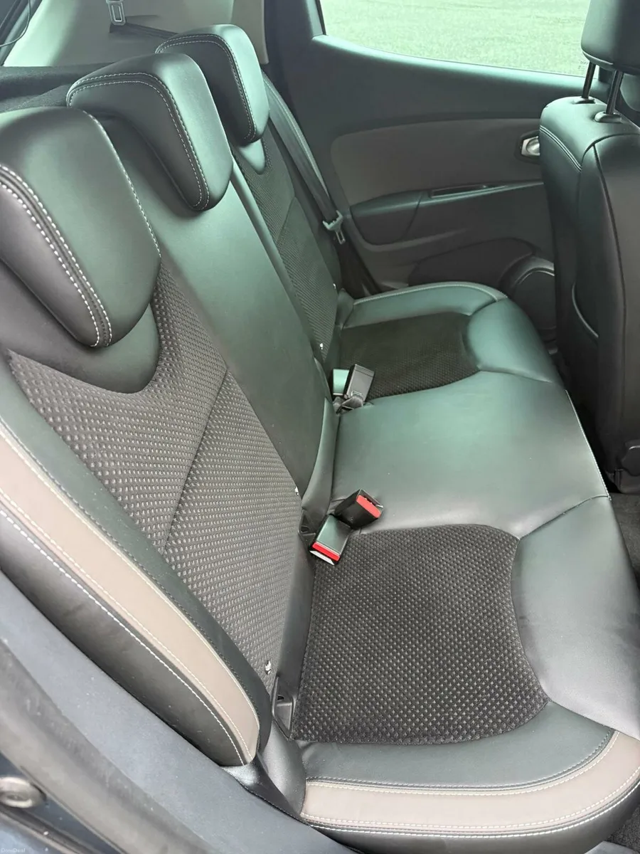 Renault Clio - Image 4