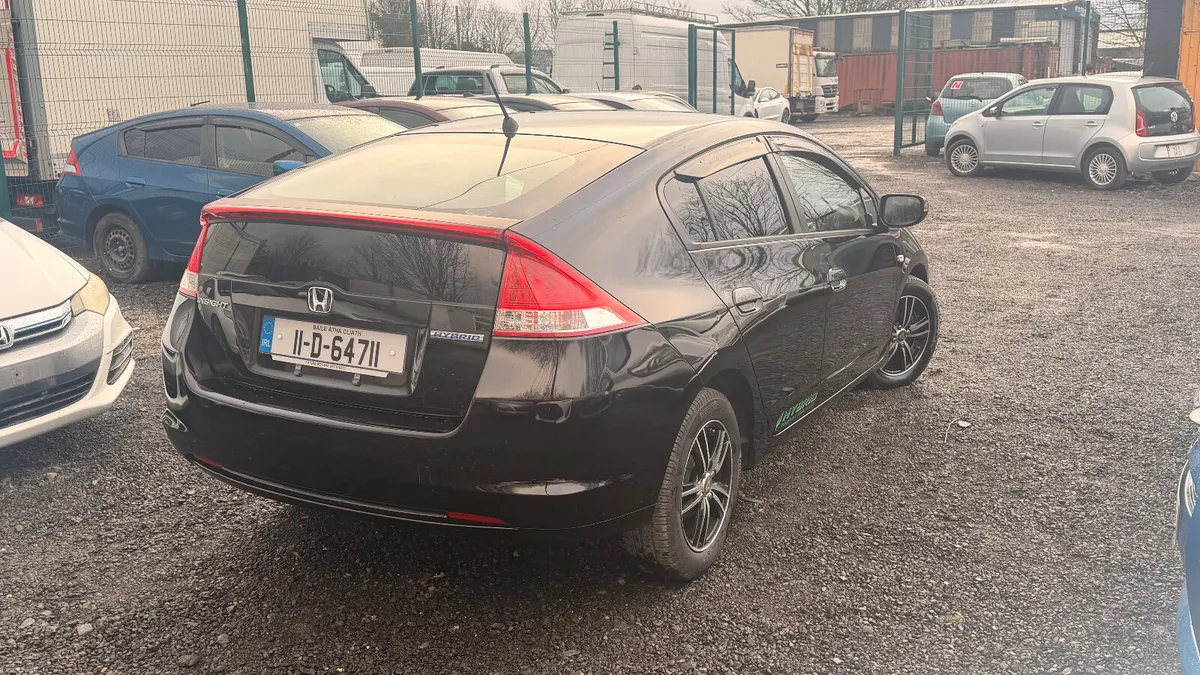 Honda Insight 2011 Automatic Hybrid Low Mileage - Image 4