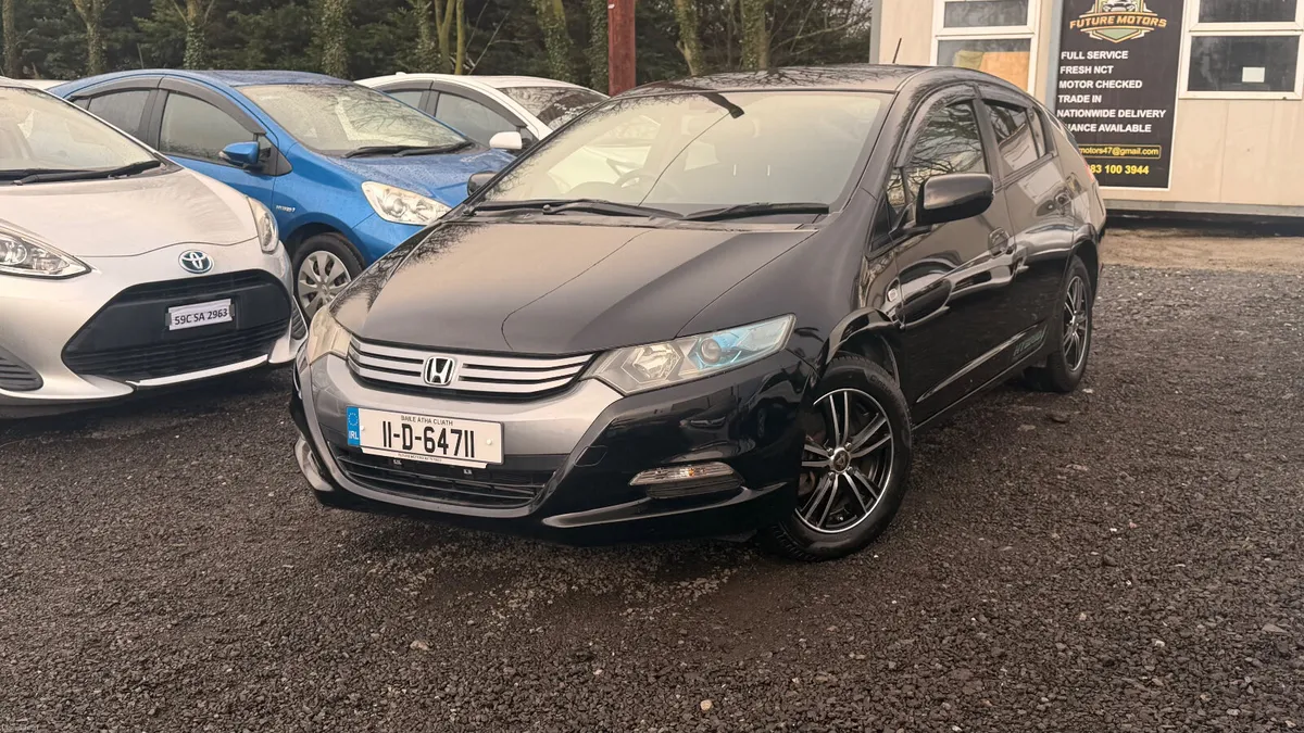 Honda Insight 2011 Automatic Hybrid Low Mileage - Image 2