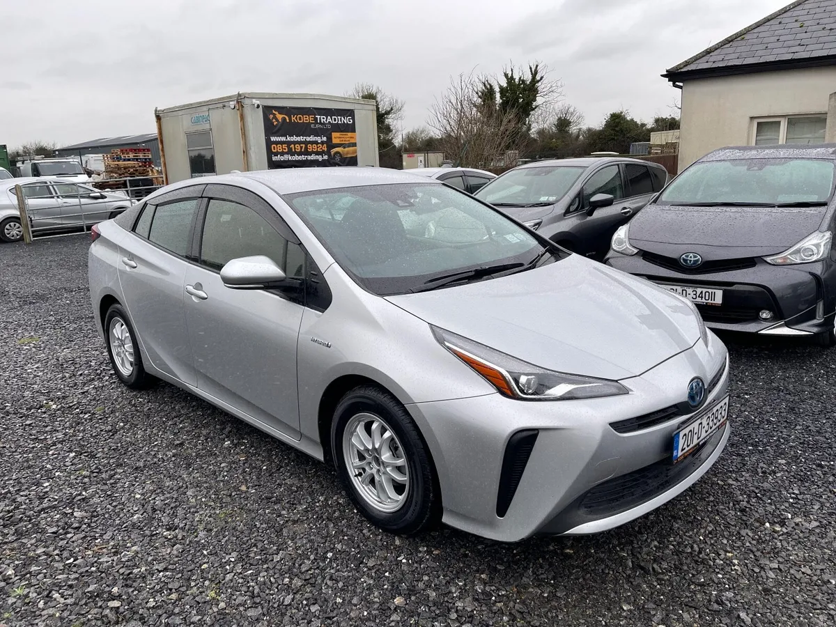 Toyota Prius 2020 excellent condition - Image 4