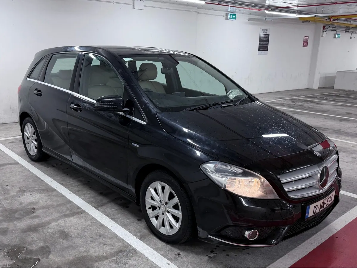 Mercedes B180 Automatic - Image 2