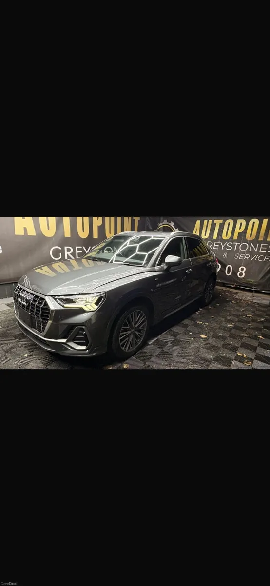 Audi Q3 - Image 2
