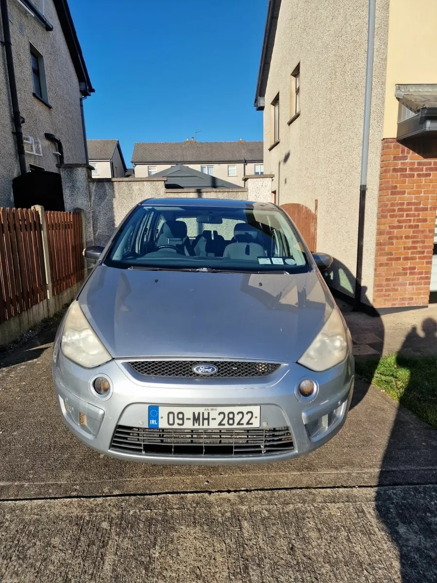 Ford S-Max 2009 - Image 1