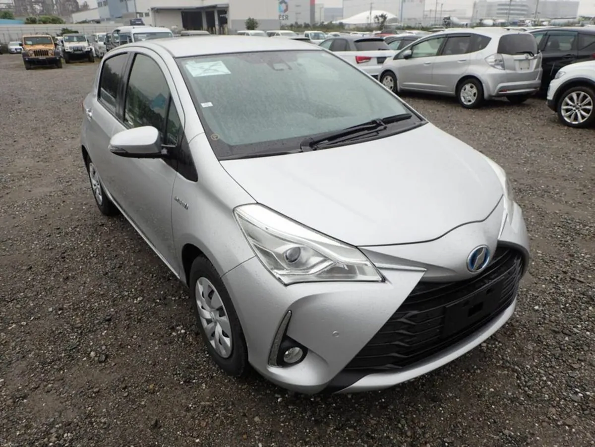 Toyota Yaris 182 F Safety Edition - Image 3