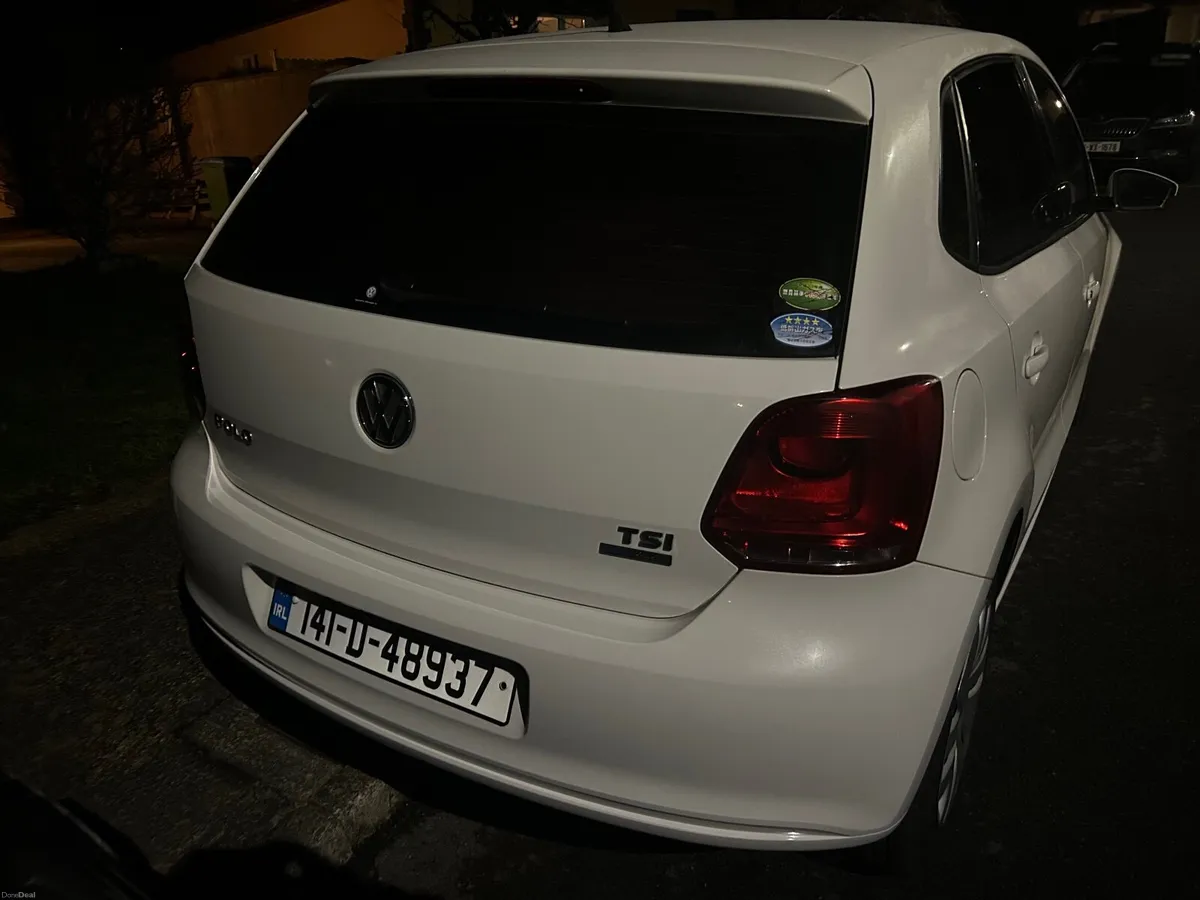 Volkswagen Polo 2014 - Image 2