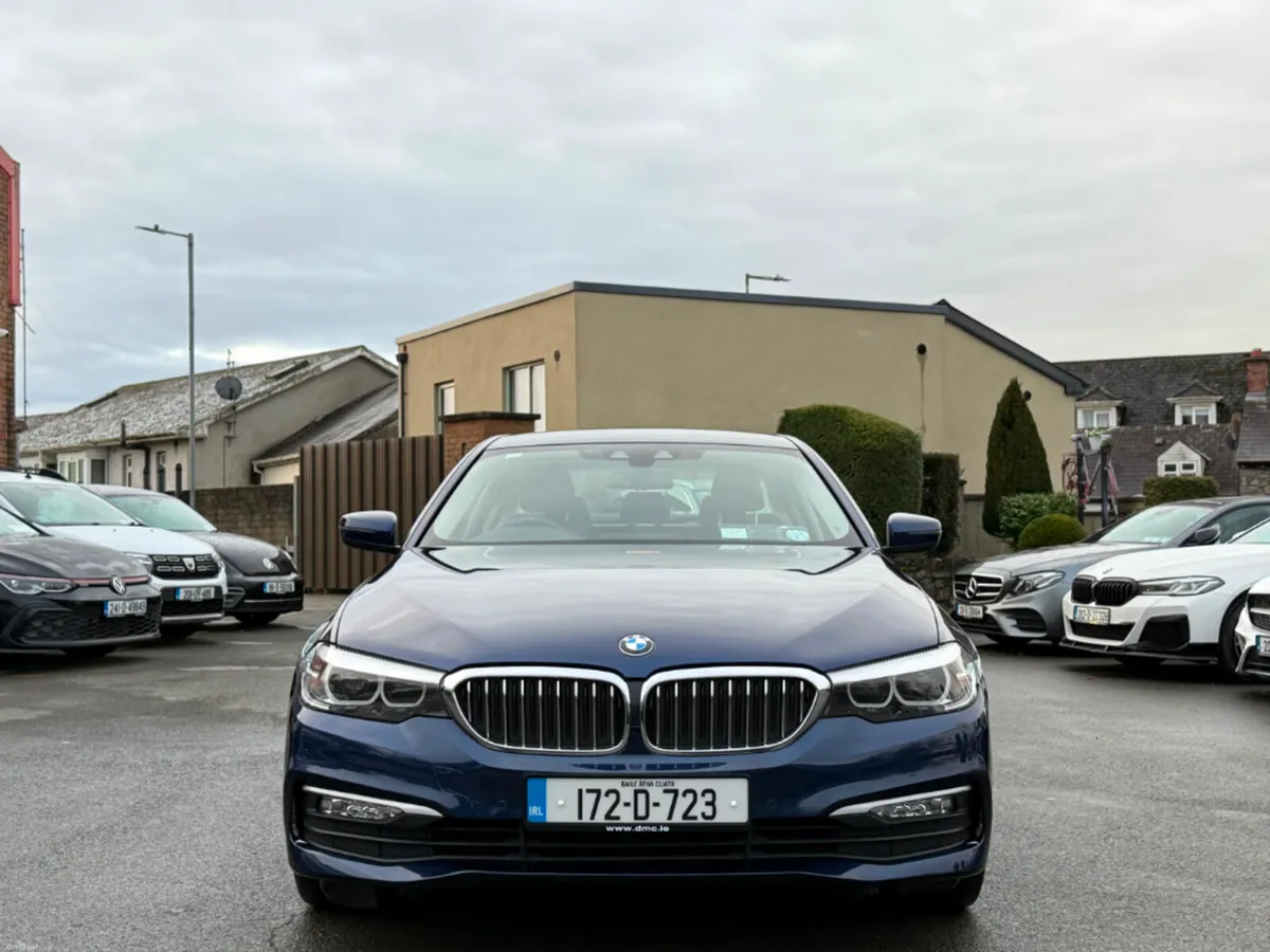 BMW 5-Series 520D SE AUTO *LOW KMS* - Image 2
