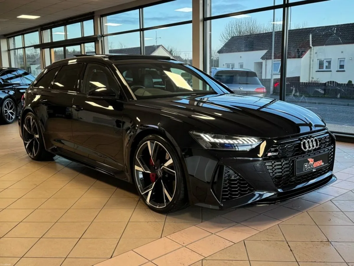 4.0 TFSI V8 Launch Edition Estate 5dr Petrol Tiptr - Image 1