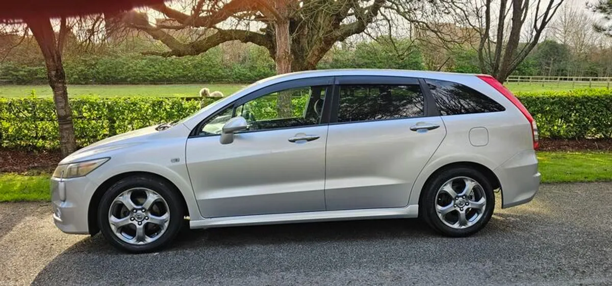 2007 Honda Stream rsz Automatic nct today - Image 2