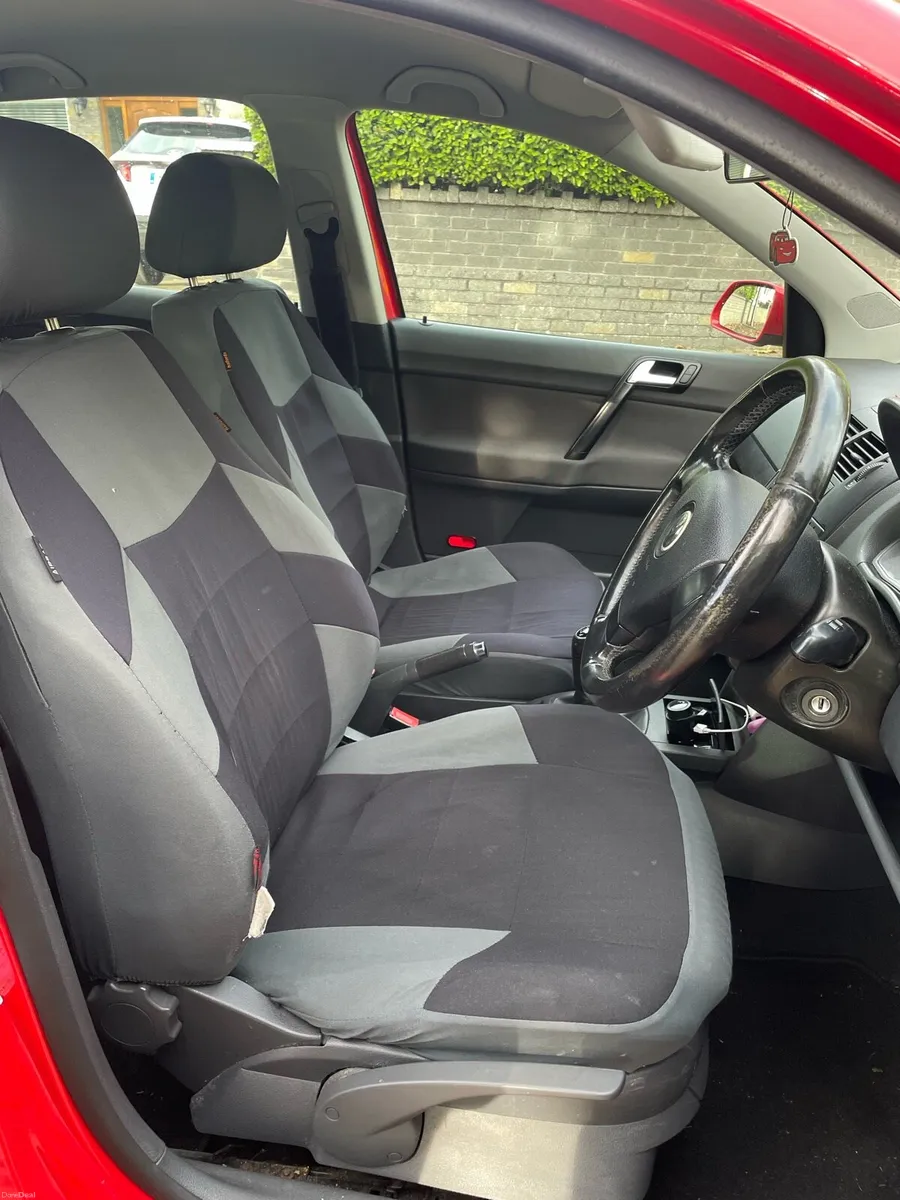 Volkswagen Polo - Image 4