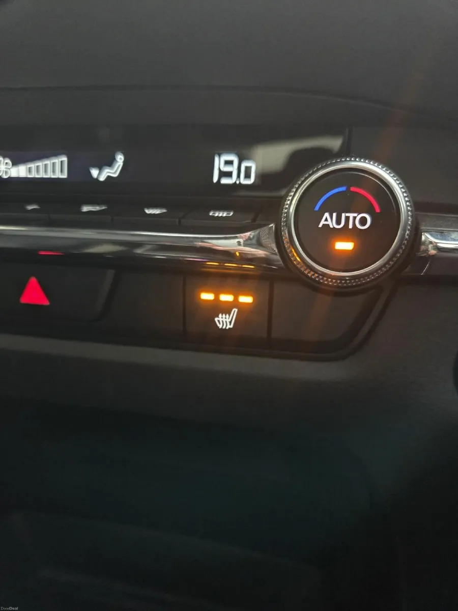 2025 Mazda CX-30 2.0L, SKY-X, 186BHP, petrol - Image 4