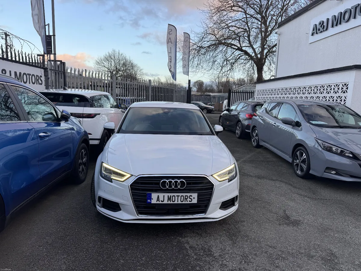 17 AUDI A3 SALOON AUTOMATIC LOW KLM - Image 3